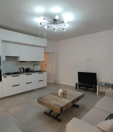 Samdom's Station Termini *